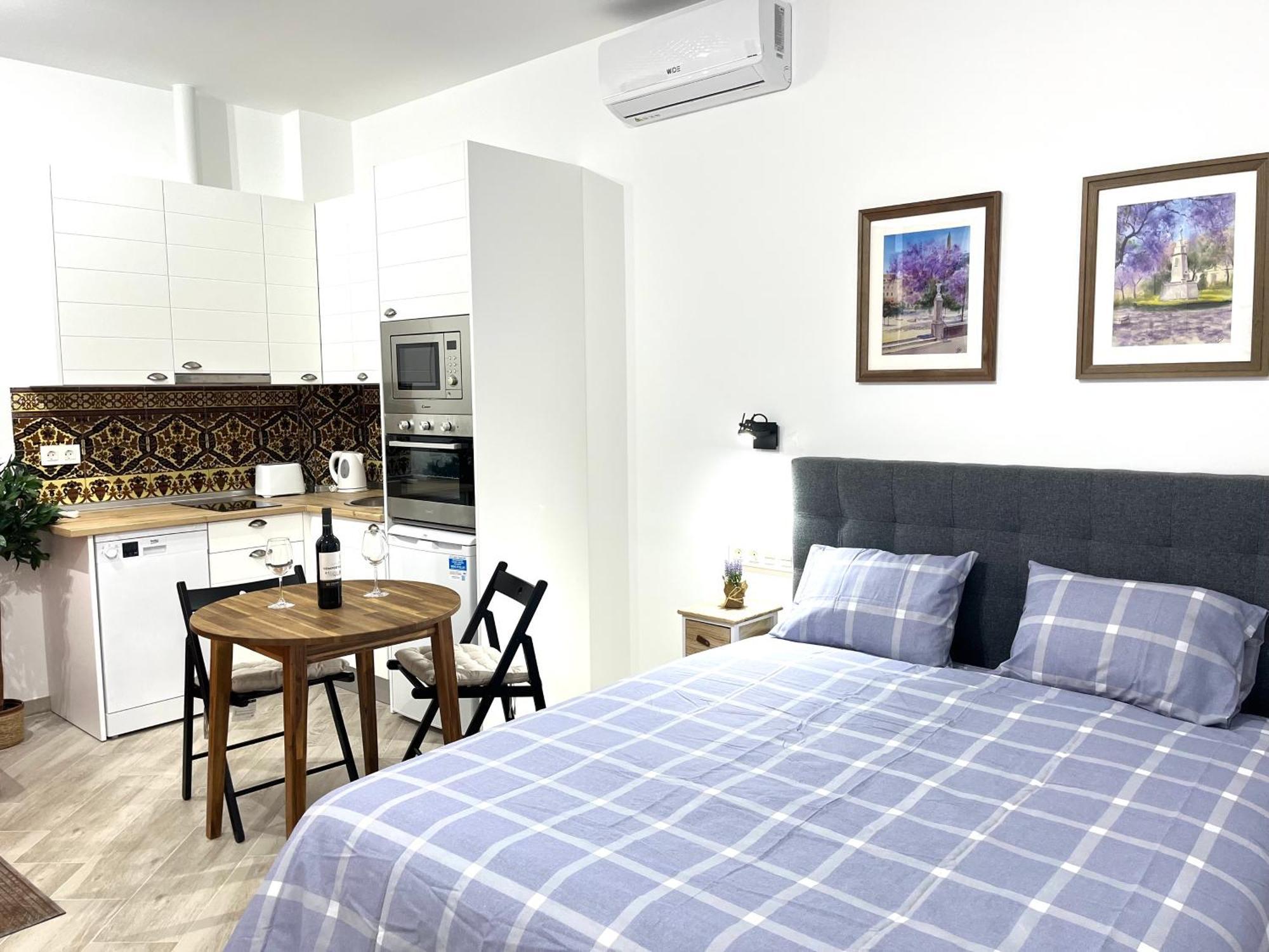 Malasana 51, New Art Apartment, Breakfast Included, Historic Center, Quite Neighborhood, Ml Malaga Ngoại thất bức ảnh